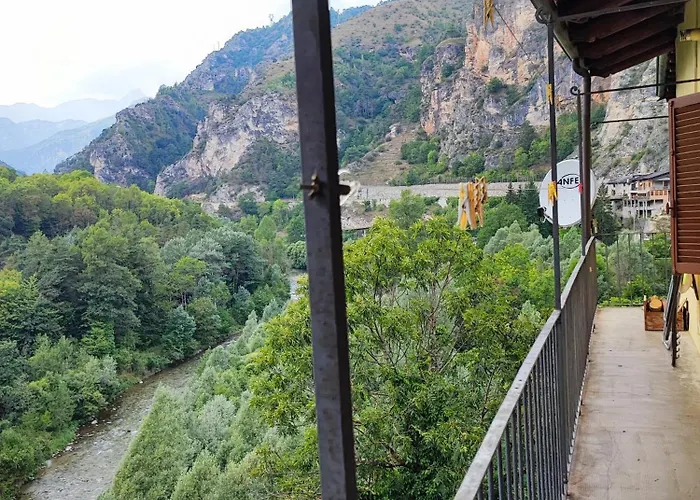 A Апартаменты